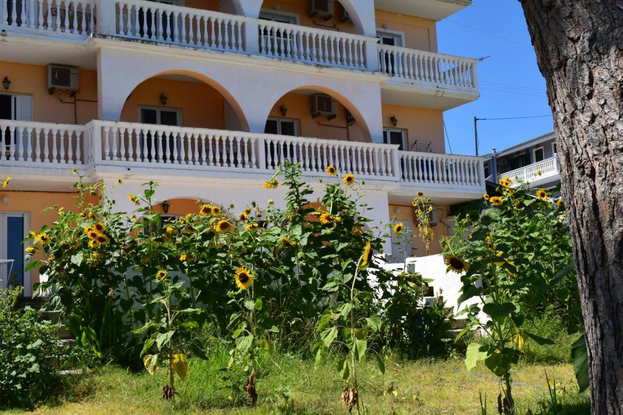 Red Sun Apartments Амуди Екстериор снимка