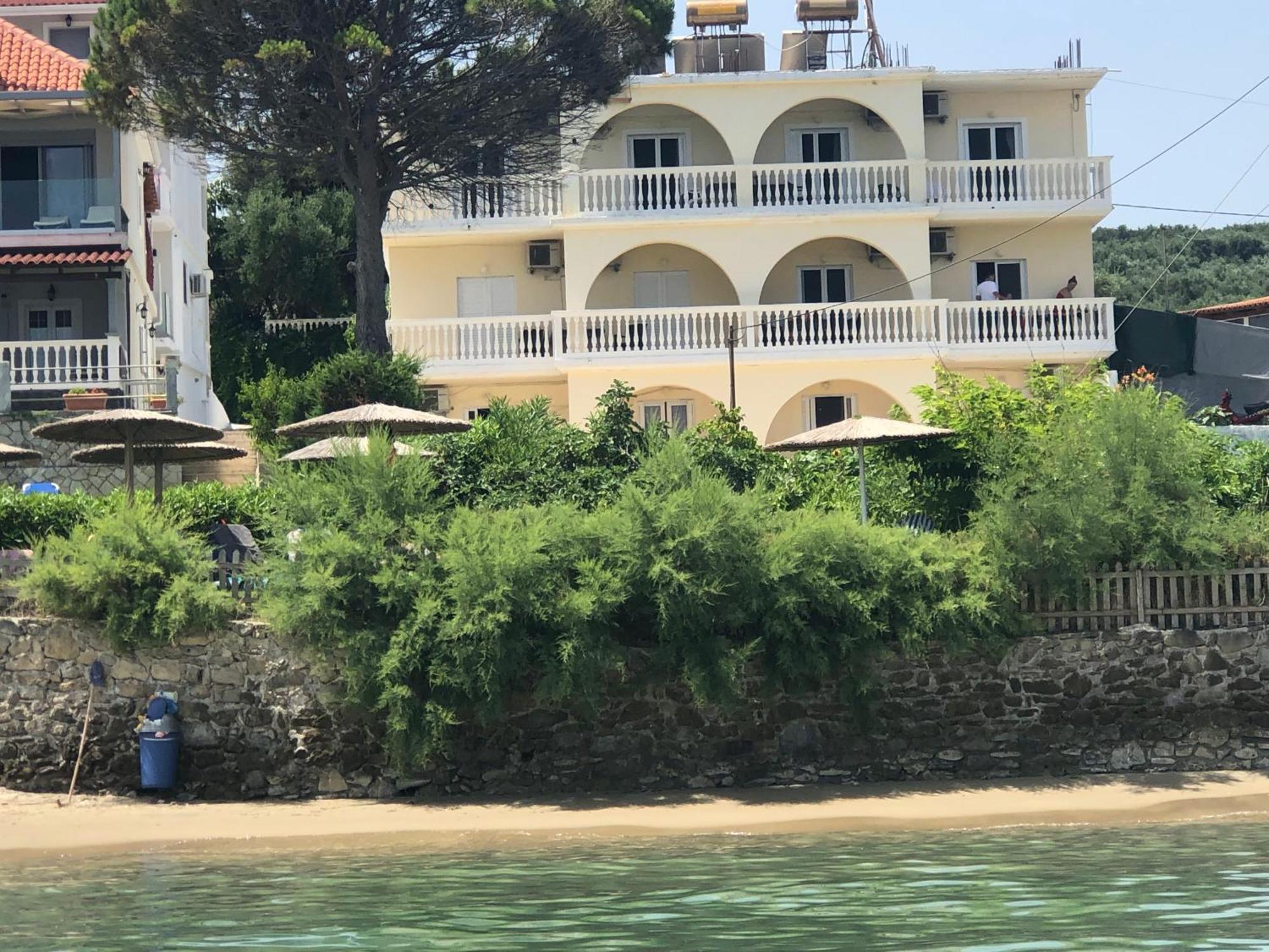 Red Sun Apartments Амуди Екстериор снимка
