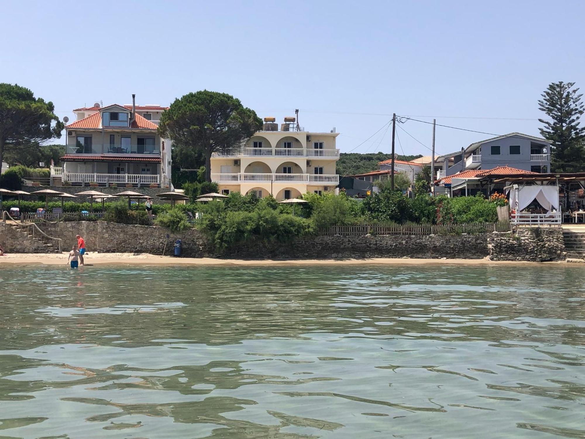 Red Sun Apartments Амуди Екстериор снимка